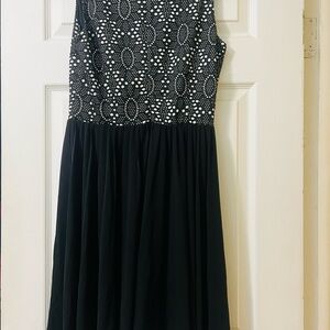 New York & Company Black and beige  women’s Dress size 4